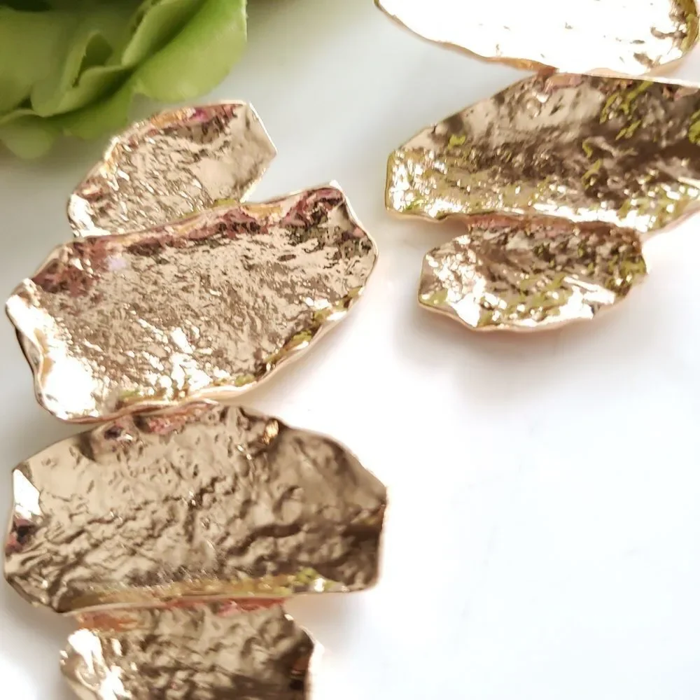 Zara Textured Golden Earrings